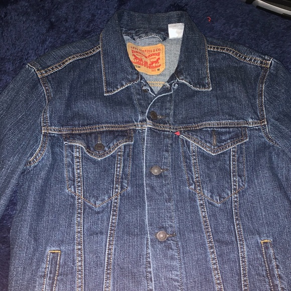 Jean jacket - Picture 2 of 3